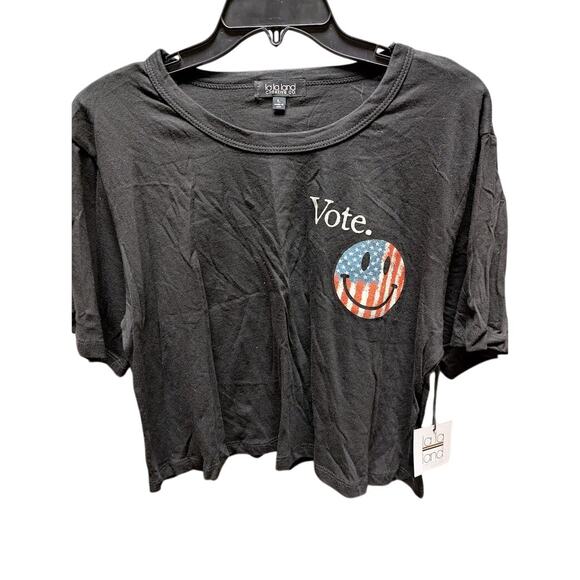 La La Land Size Large crop top shirt Tshirt short sleeve VOtE graphic - Picture 2 of 6